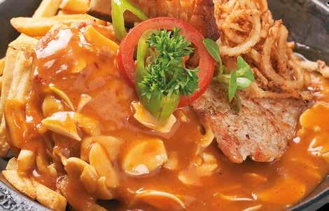 SERTÉSHÚSBÓL KÉSZÜLT ÉTELEK GERICHTE VOM SCHWEIN PORK DISHES CSÜLÖK PÉKNÉ MÓDRA CHIPS BURGONYÁVAL Schweinshaxe Bäckerin Art mit Chips / Knuckle Pékné style with Chips
