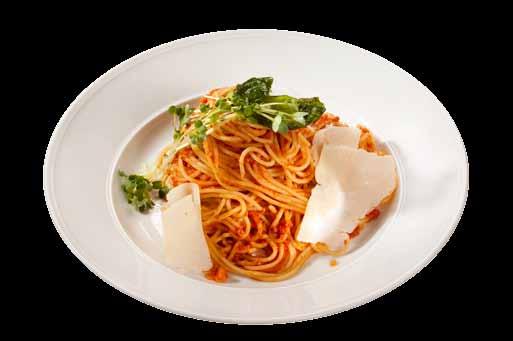 mista (spaghetti with garlic, olive, dried potato, garden vegetables and Parmesan cheese) Spaghetti a la mista (spaghetti
