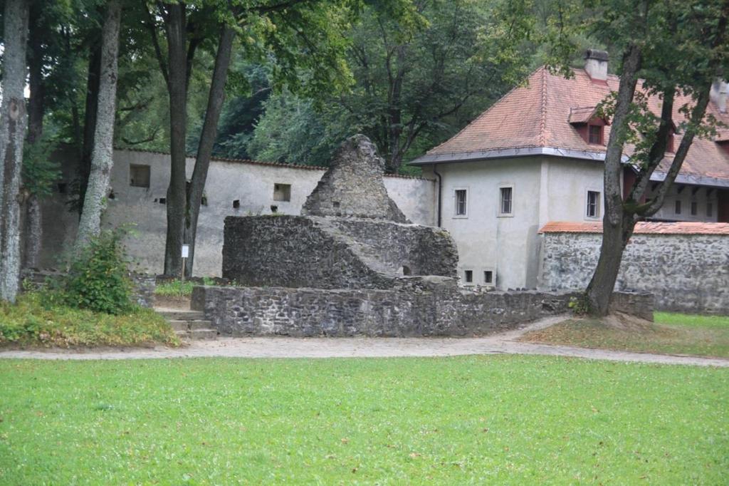 5. kép Vöröskolostor középkori