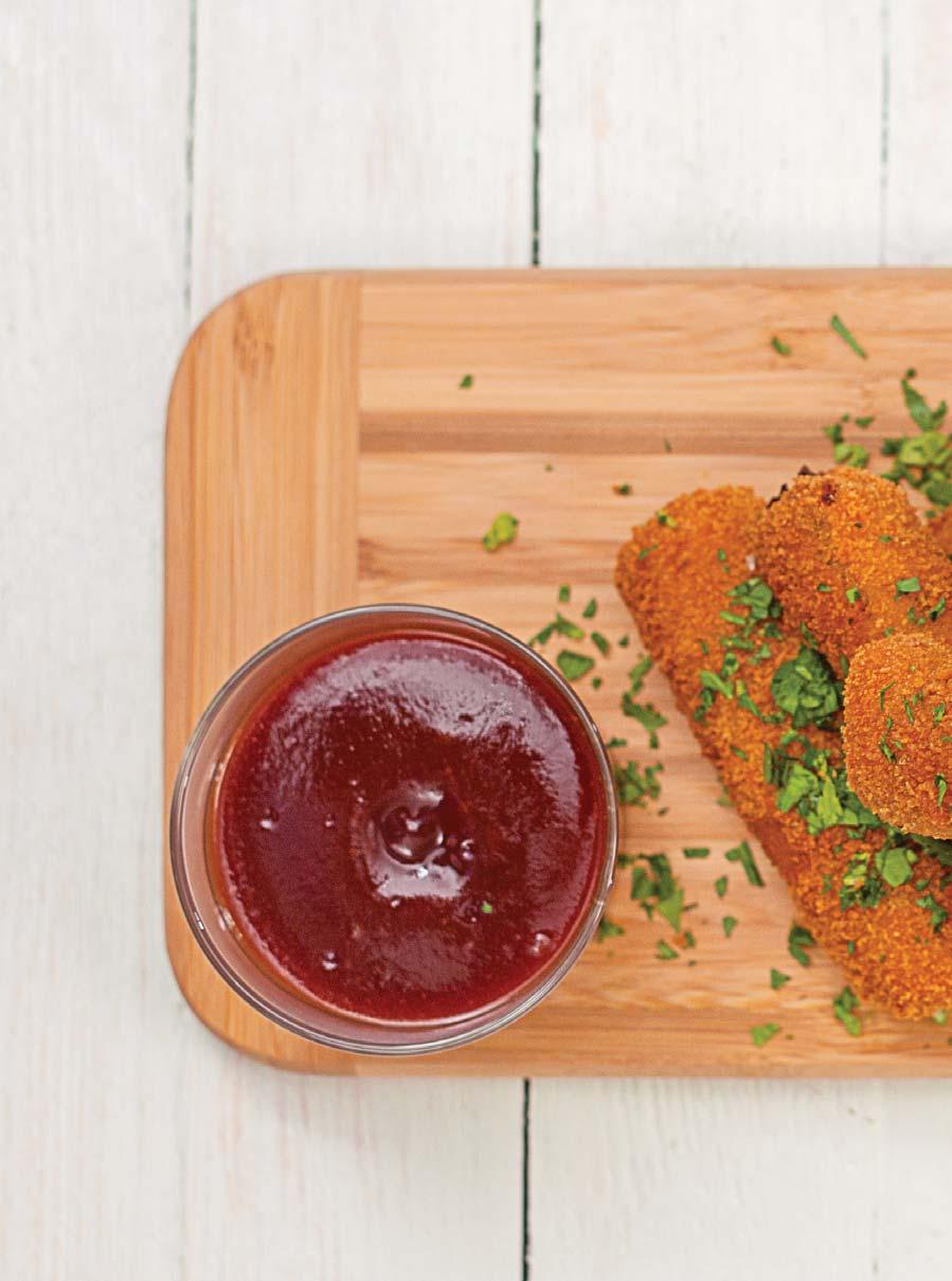 Hozzávalók 1 édesburgonya 200gr főtt és összetört édesburgonya 6 szelet ropogósra sütött bacon 100gr finomra reszelt parmezán ½ csokor
