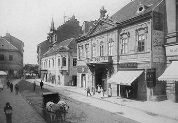 1. ÁLLOMÁS A GALAMB UTCA A képen egy sikátort lát, a valóságban pedig egy tágas, elegáns modern utca nyílik ön előtt. Egészen az 1930-as évekig a képen látható szűk kis utcácska volt a Galamb utca.
