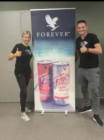 i padova, ali jedno je bilo sigurno - Forever je u mom srcu i moj poslovni partner do kraja života. Supervizor sam postala jako brzo, a onda sam na toj poziciji bila 6 godina.