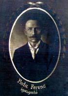 Ferenc Finta, riaditeľ školy v rokoch 1902 1920. Školský rok 1911/12, prví maturanti v novej budove gymnázia (po jej oficiálnom odovzdaní), žiaci VIII. triedy oktávy. Školský rok 1911/12, žiaci I.