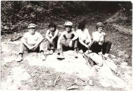 Beňová, Brndiarová, Furyová, Mátraiová) Rok 1975, 3.