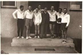 , Prónay, Zaležák, Stancz, Geleta,dole: Borka, Holota, Prokša.