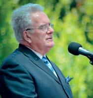 nevében Jászfényszaru díszpolgára, prof. dr.
