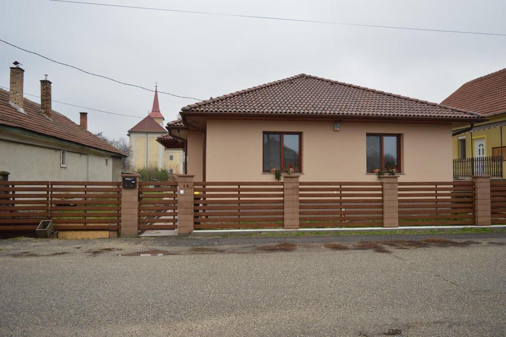 SZIRMABESENYŐ