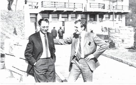 2. ábra. Nógrádi Mihály és Antus Sándor frakcionált kristályosítással kaptam meg (3. ábra).