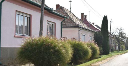 24 Kialakult településrész 25 A kertváros arculatának elkerülhetetlen eleme a 60-as évek modern építészetének általánosan