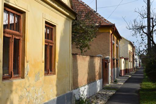 Általánosságban elmondható, hogy minőségi anyagok választásával és igényes részletek
