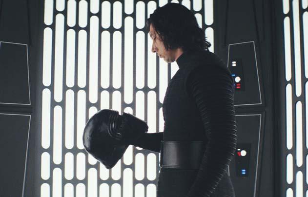 : Daisy Ridley, Carrie Fisher, Mark Hamill, Adam Driver Még ki sem hűlt a helyünk, ahonnan a hetedik részt néztük, máris elindultak a találgatások a következőről: ki a jó és ki a rossz, ki kinek a
