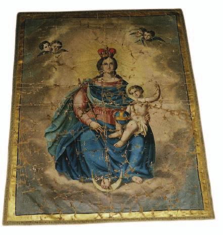 125A. KÉP 125B. KÉP Magyarok Nagyasszonya (125a. kép). Jobb lába holdsarlón, fején korona, feje körül dicsfény, jobbjában jogar, köpenye kék, ruhája rózsaszín.