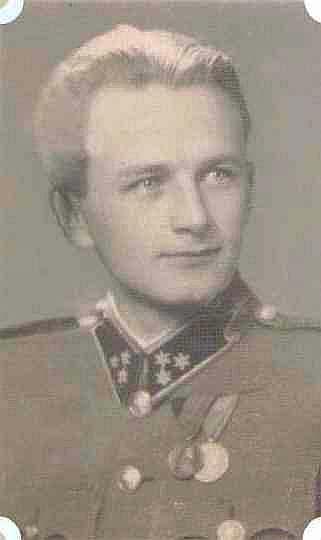 Molnár István csendőr százados 1915-2011 Kassán született 1915. augusztus 11-én, apja banki főkönyvelő és kisbirtokos volt.