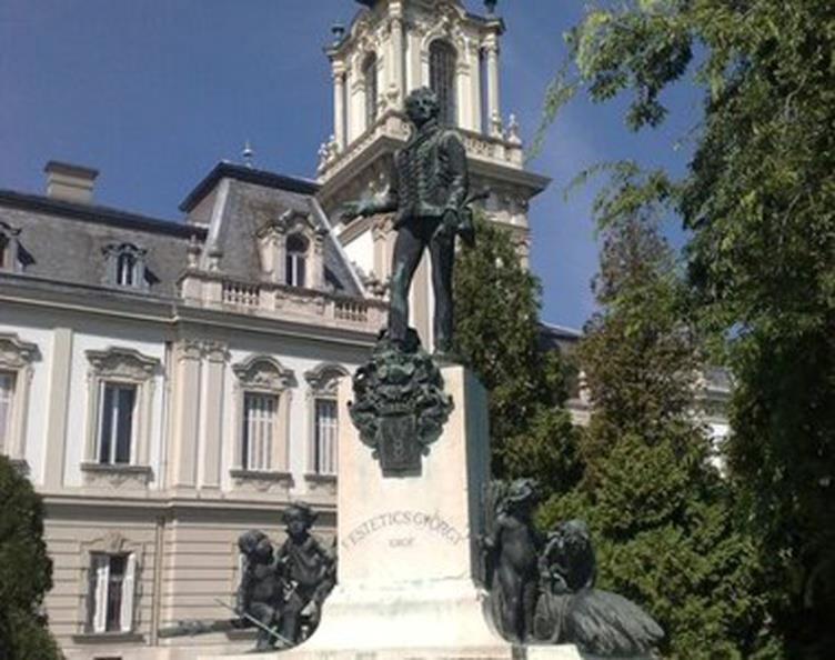 Georgikon Kar - Keszthely Kívánom Neked, hogy szerencsés út vezessen az itt eltöltött évek alatt a diplomád megszerzéséhez!