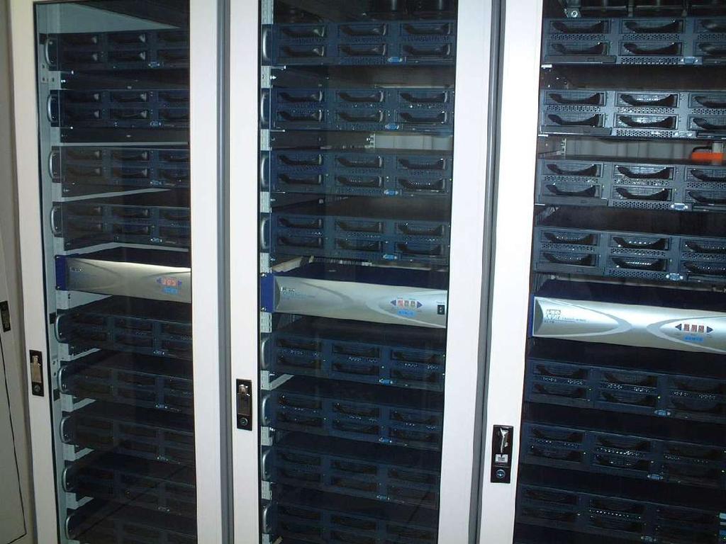 Az openmosix története A 80 as években született PDP 11/70 en.