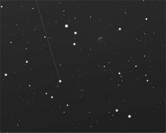 200 Meteor csillagászati évkönyv 2015 Dátum Idôpont Esemény 11.28. 22:40 a (341275) 2007 RG283 kentaur típusú kisbolygó (20,1 magnitúdós) elfedi az UCAC4-690-019829-
