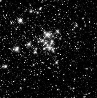 308 Meteor csillagászati évkönyv 2015 a felfedezéssel, hogy minden galaxis közepén egy irdatlan nagy mennyiségû anyagot tartalmazó fekete lyuk található.