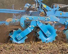 A kiváló talajművelés, egyengetés és visszatömörítés hozza létre a legjobb feltételeket a minimum művelésben történő alkalmazáshoz. DRF 400/400 dupla csőpálcás/laposvas A ek átmérője (kb.