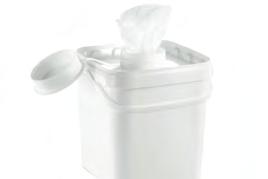 1 tekercs impregnálásához 1-1,5 liter M+W fertőtlenítő sprayt ajánlunk. A már impregnált kendőket az adagoló nyílással ellátott vödör védi a kiszáradástól. Kendő méret 20 x 2 cm.