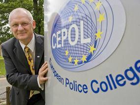 Történelmi mérföldkövek European Police College 2009. december 11.