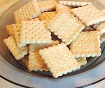 csokis, tejes, epres (készlet erejéig) 18% 18 g 48x18 g Új/ Akció KEKSZEK Háztartási keksz (készlet erejéig)