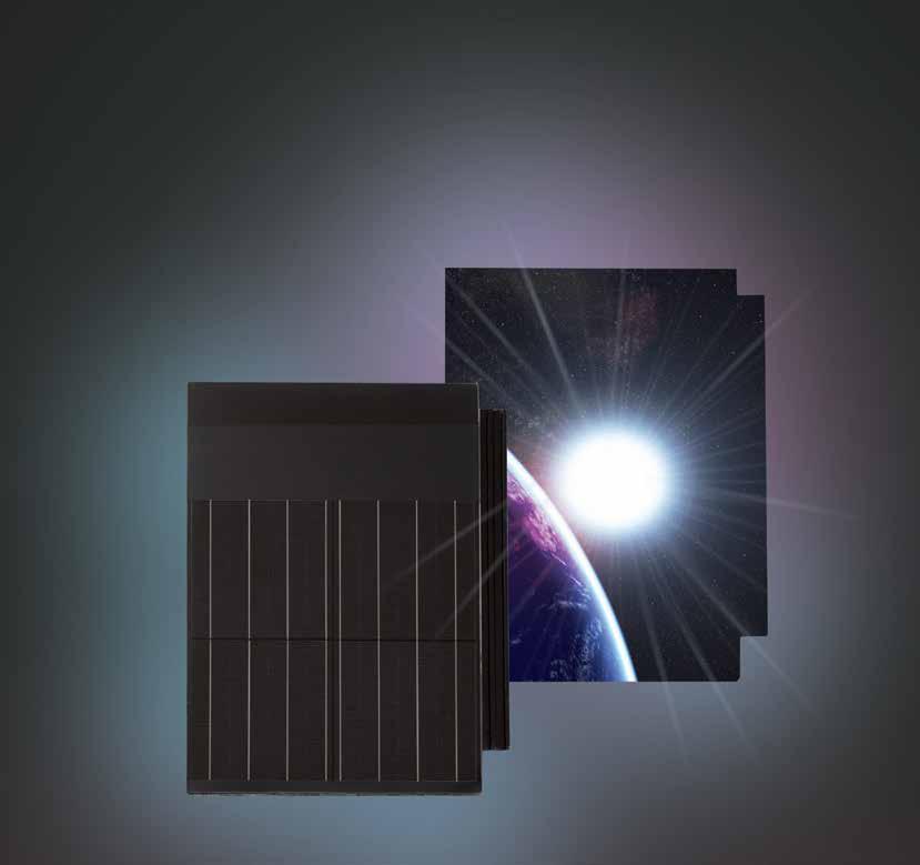 GENERON, a naprakész tetőcserép ENERGIATUDATOS MEGOLDÁS ESZTÉTIKUSAN A TERRÁNTÓL. ESZTÉTIKUS Ízléses megoldás kompromisszumok nélkül. INTEGRÁLT Védelem és megújuló energia egy tető alatt.