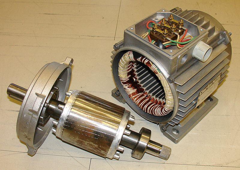 258 Fizikai számítástechnika: elektronikai alapok és Arduino programozás 11.5.4. ábra: Villanymotor álló- és forgórésze 11.5.5. ábra: Nagyon kis méretben is léteznek, általában játékokban használják őket.