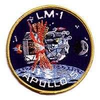 január 22-én indult el az Apollo 5, melynél távirányítással tesztelték a Holdkomp működését, ez szoftver hiba miatt