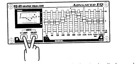 Az ilyen műveleteket úgy végezze el, hogy a MANUAL indikátor világítson (ebben az esetben dolgozik MANUAL módban). 10.