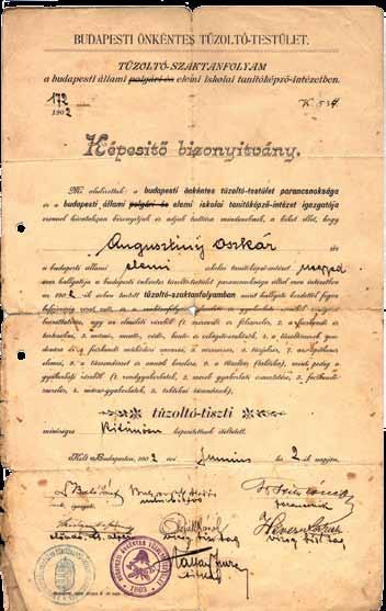 szolgálati időben, az önkénteseknél vasárnap délután történtek. Fontos szerepül volt a különféle tűzoltóversenyeknek a szakmai felkészítésben.