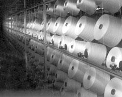 poliamid-6,-6 (nylon) polikondenzációs - szilárdságuk jó, kopásállóságuk kiváló; nagyon rugalmasak, kevésbé gyűrődnek; elektrosztatikus