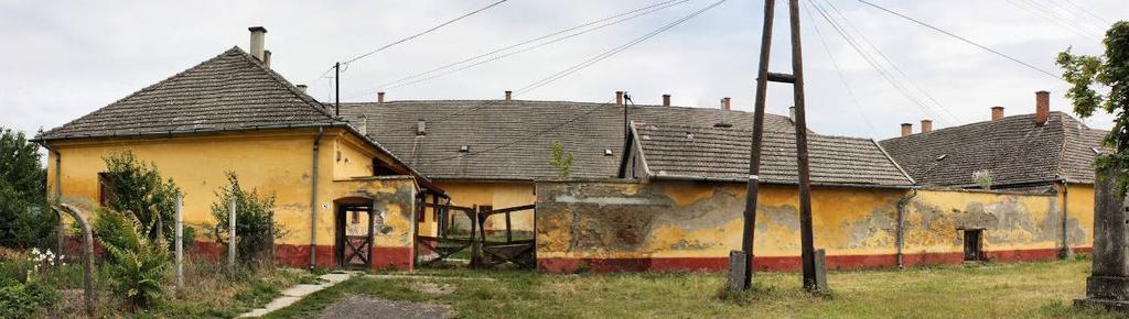 Leírás, jelleg, állapot: Épült 1788-ban, barokk stílusban. A birtok dolgozóinak ellátását szolgálta.
