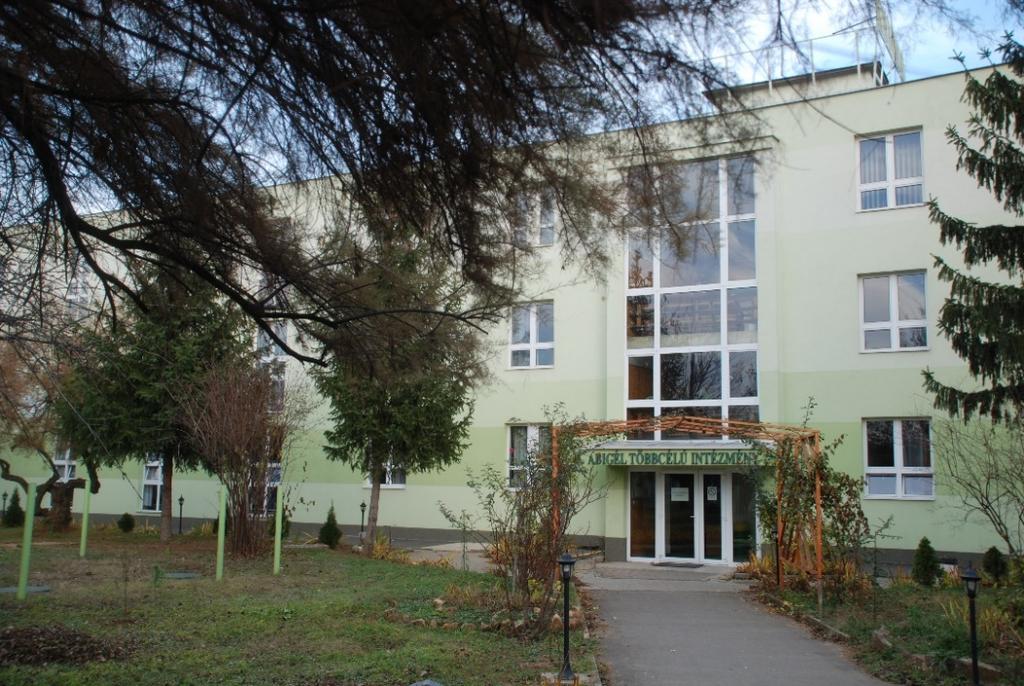 ABIGÉL ÁLTALÁNOS ISKOLA, ALAPFOKÚ MŰVÉSZETI ISKOLA,