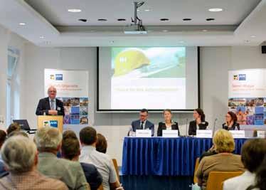 Vortragsveranstaltung: Destination FrankfurtRheinMain Peter Feldmann, Oberbürgermeister von Frankfurt am Main im Haus der Deutsch- Ungarischen Wirtschaft Juli Július