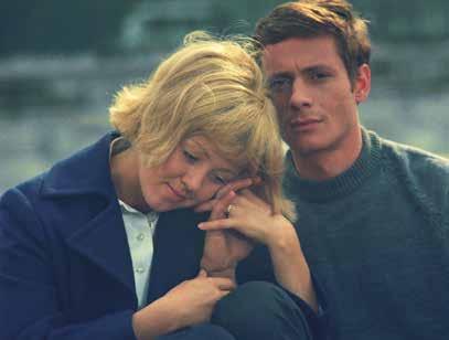 SZERELMESFILM Love Film 1970, magyar magyar hang/english Subtitles (118 ) Szabó István vallomásos, a francia újhullám stílusában pásztázó kamerája az érzelmek intim nyelvén jeleníti meg a magánéletet