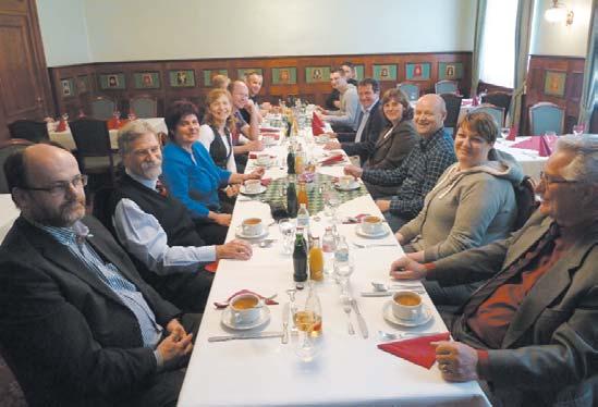 Erre azért volt szükség, hogy a még hátralévõ egyeztetéseket, illetve munkát a Bizottság be tudja fejezni.