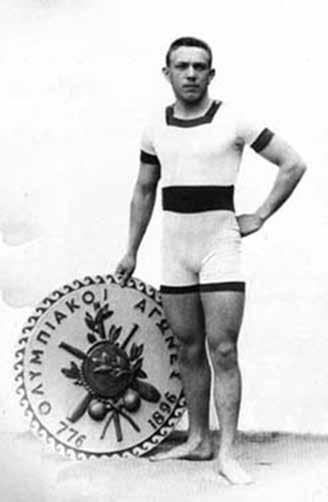 COUNTRY SPORT 121 years at the forefront of aquatic sports 121 éve a vizes sportok élvonalában Of the four swimming competition events, in two (the 100m and the 1200m freestyle) Alfréd Hajós