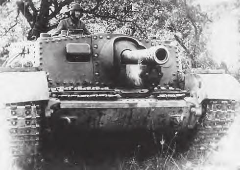 Az összecsapások következtében azonban a további harc reménye megszűnt. 1945 márciusában a részleg három részre szakadt. Az első, a rohamszázad mintegy 60 emberrel Bajorország felé vette az irányt.