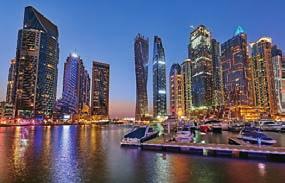 Dubai a csodák birodalmának is mondható. Szinte a világon sehol sem tapasztalható ilyen mérvû fejlõdés kreativitással párosítva.