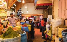 A legnyugatibb Kelet országa, az arab Nyugat, mese, romantika, egzotikum keveredése.