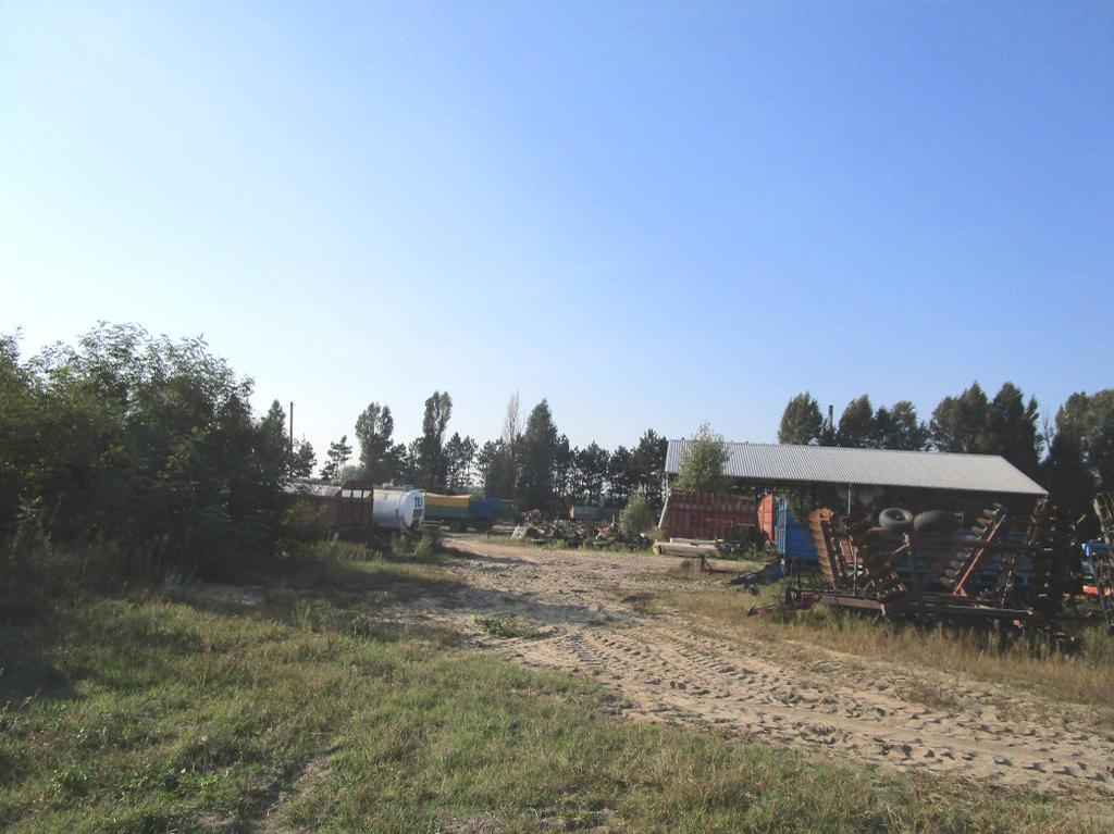 0189/207 hrsz-ú udvar beépítése A módosítással érintett terület gazdasági és tanyás környezetben van.