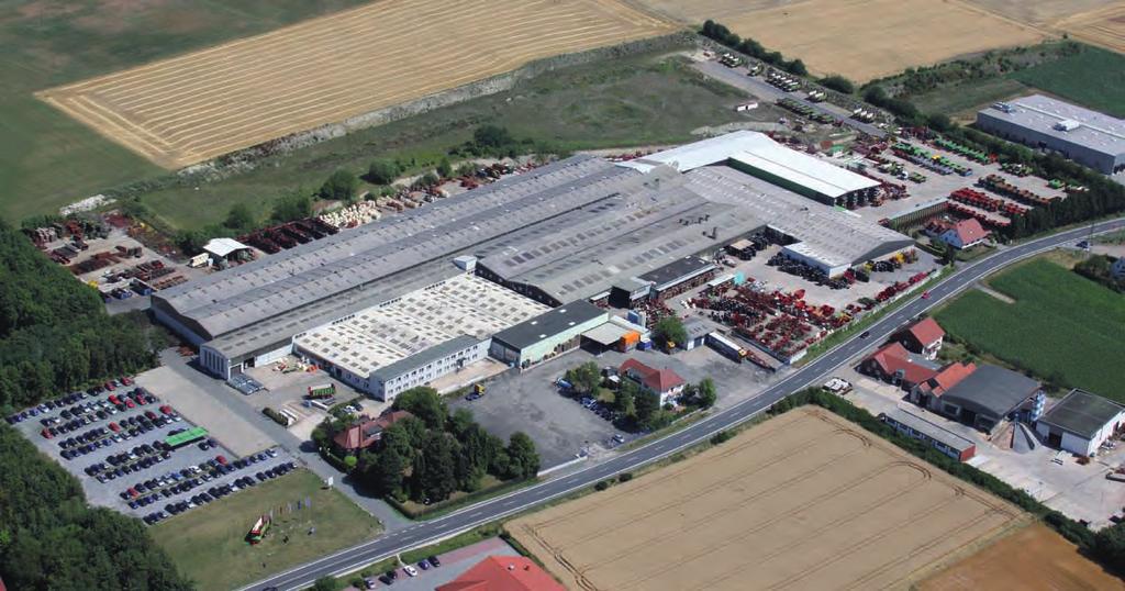 A Strautmann cég központja Bad Laer-ben www.strautmann.hu A Strautmann gépek gyártója az alsószászországi B. Strautmann & Söhne GmbH u. Co.