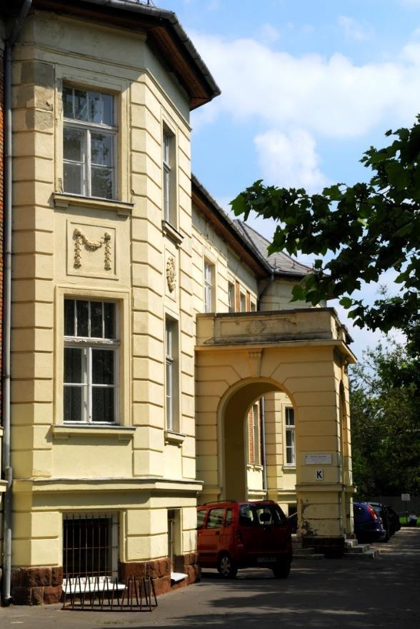 MÉRNÖKI INTÉZET Budai út 45. A mérnöki tudományokban nagy hagyományok.