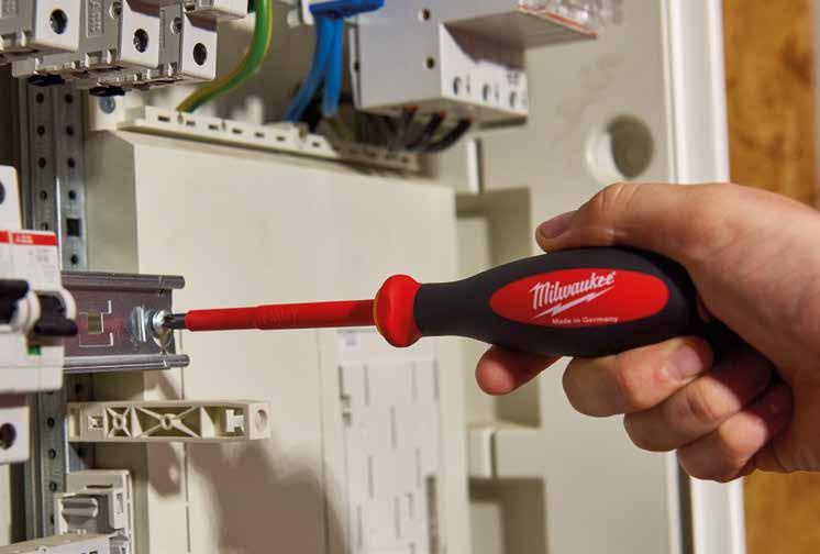 ÉRDEKÉBEN VDE tesztelve 10 kv-nál 1 kv-ra hitelesítve ÉLETTARTAM CNC