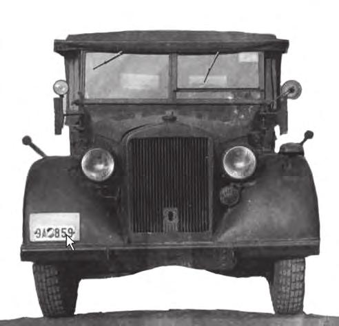 9. ábra. Az ingolstadti Audi gyár múzeumában kiállított, mintaszerűen restaurált Horch Typ 40 gépkocsi Humber gépkocsija helyett egy Kfz. 15 Horch-ot használt a tripoliszi díszelgésen.