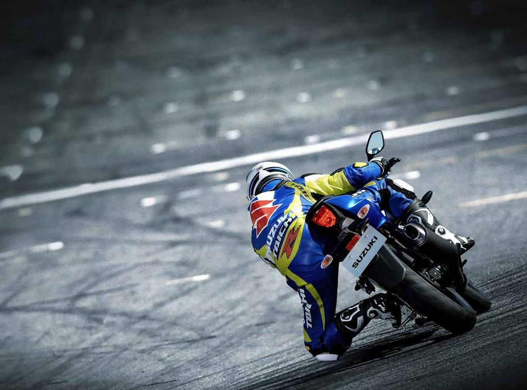 Izgalmas választás Az új GSX-R125 egy izgalmas, új sportmotor, amely a kategóriájában a leggyorsabb és a legjobb teljesítmény / súly aránnyal