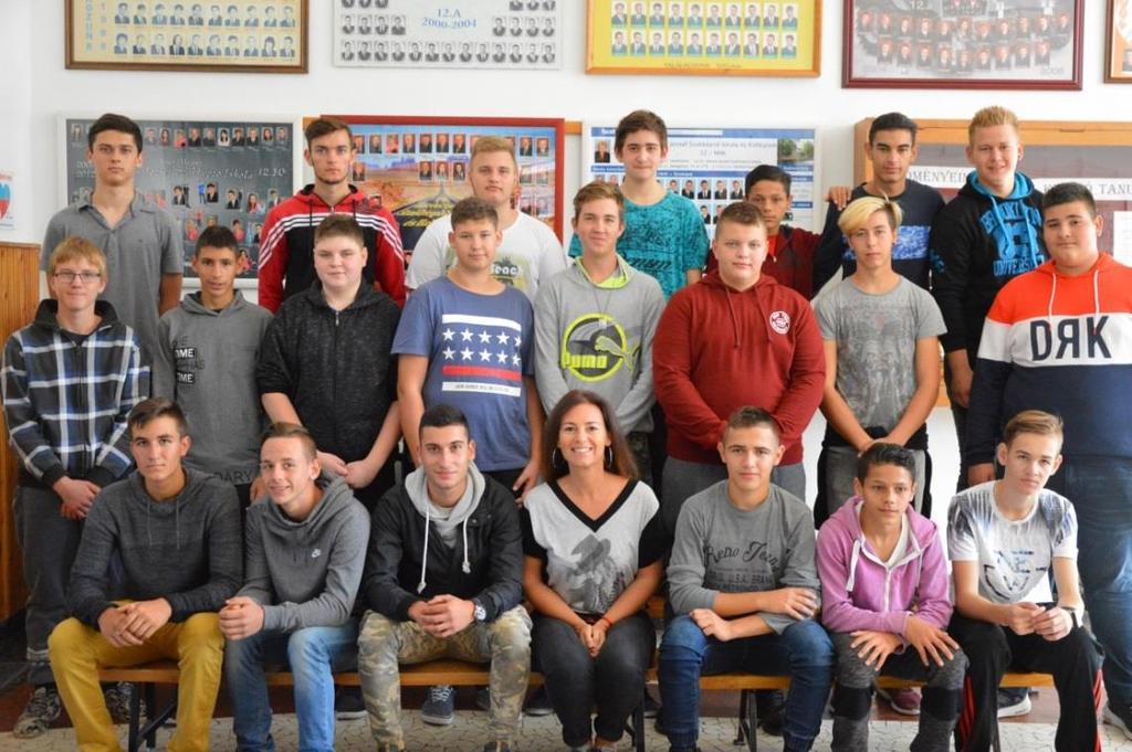 A 2018/2019. tanév nappali tagozatos osztályai a 9 12. évfolyamon 9.