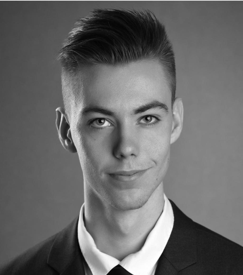 Heszler András Beiratkozás éve: 2015 Megszerzett kreditpont/aktív félév: 35,75 Heszler András vagyok, harmadéves mechatronikai mérnök hallgató, egy éve a Hallgatói Képviselet tagja.