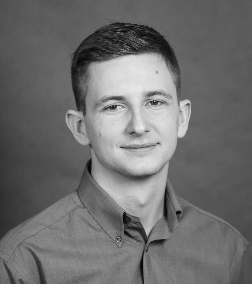 Szénási András Beiratkozás éve: 2014 Megszerzett kreditpont/aktív félév: 34,16 Szénási András vagyok, de a többség Széna néven ismerhet engem.