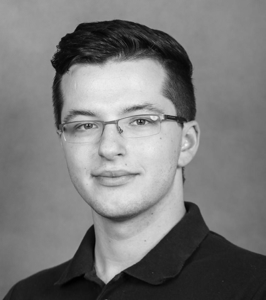 Bányász Gáspár Beiratkozás éve: 2016 Megszerzett kreditpont/aktív félév: 33 Bányász Gáspár vagyok, de az egyetemen a legtöbben Gazsiként ismernek.